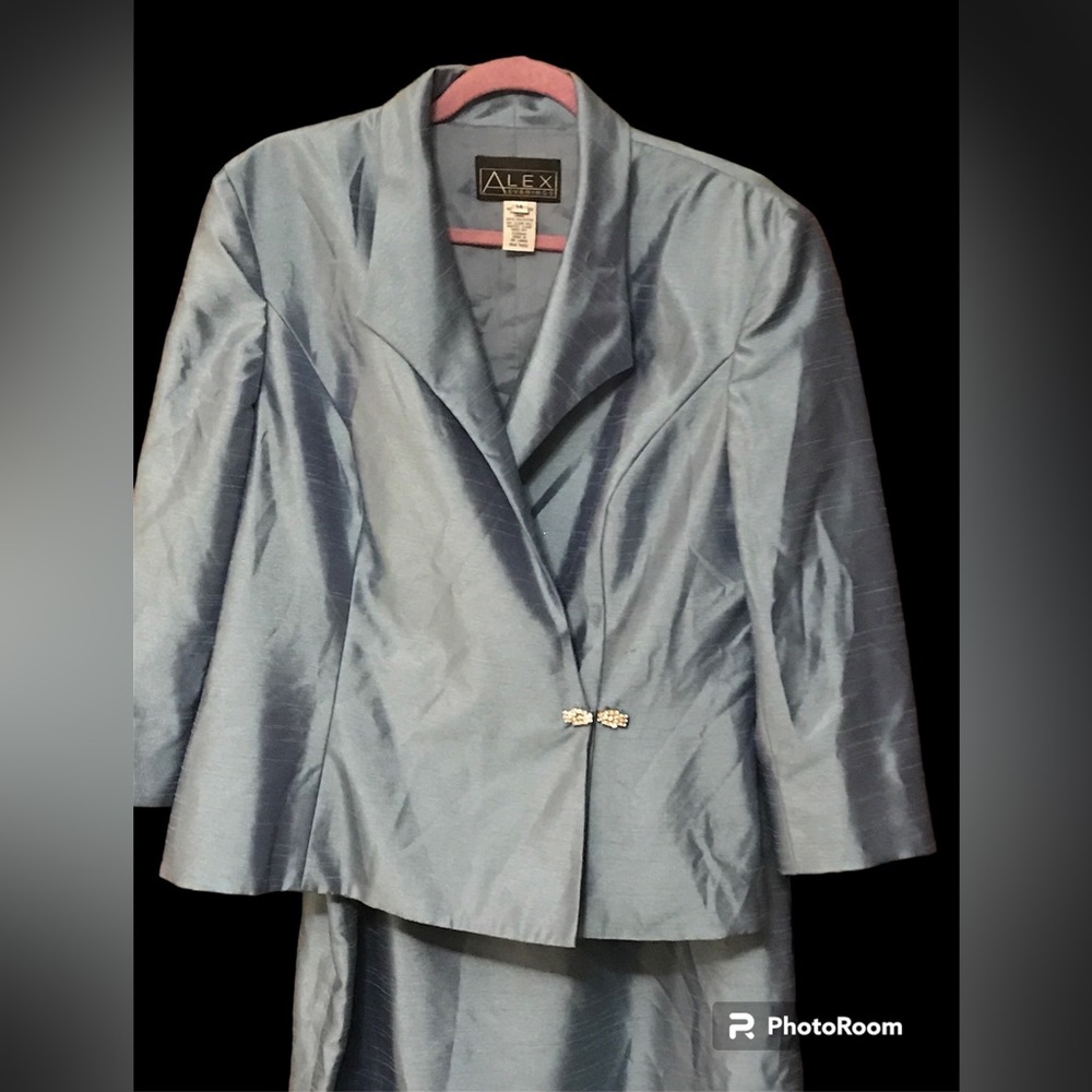 Brand new with tags!  Alex Evenings long skirt and jacket. Size 14. Periwinkle.
